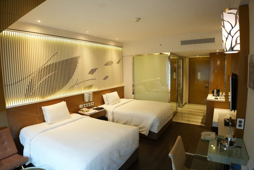 Renaissance Lucknow Hotel