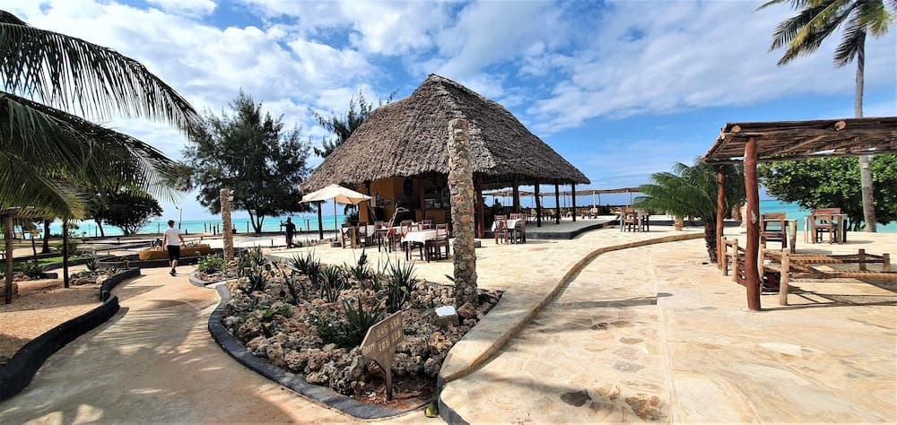 Reef & Beach Resort
