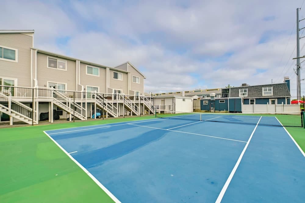 Steps to Rehoboth Bay Marina! Condo w/ Pool Access