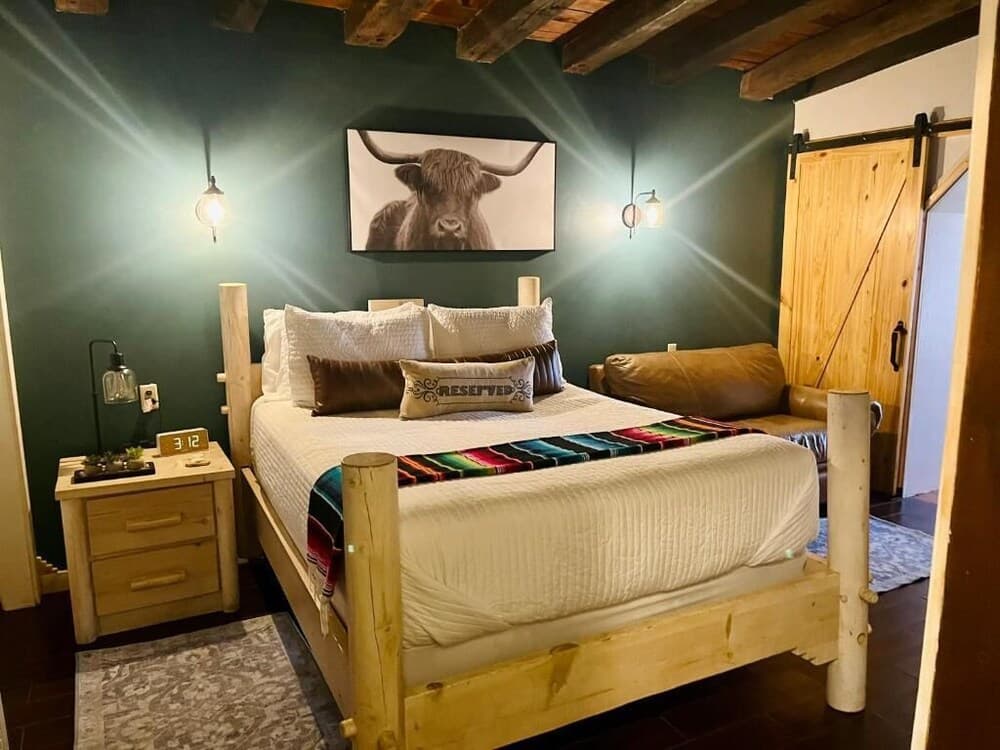 Adobe Rose Inn