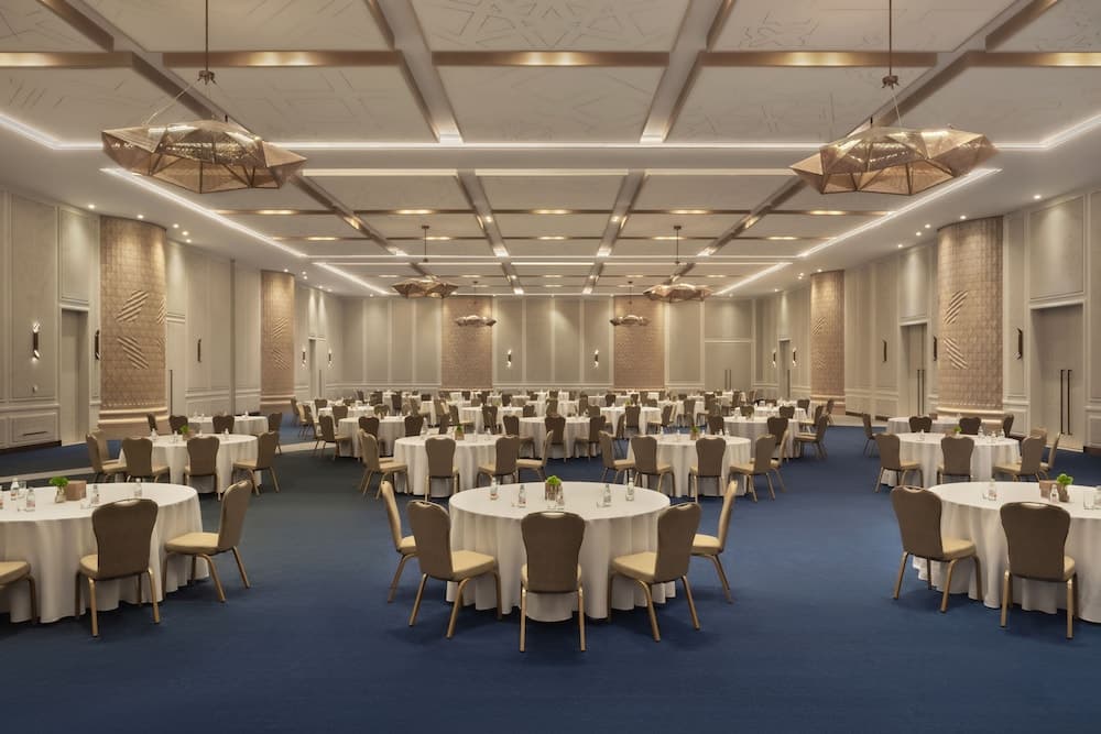 meeting & event spaces