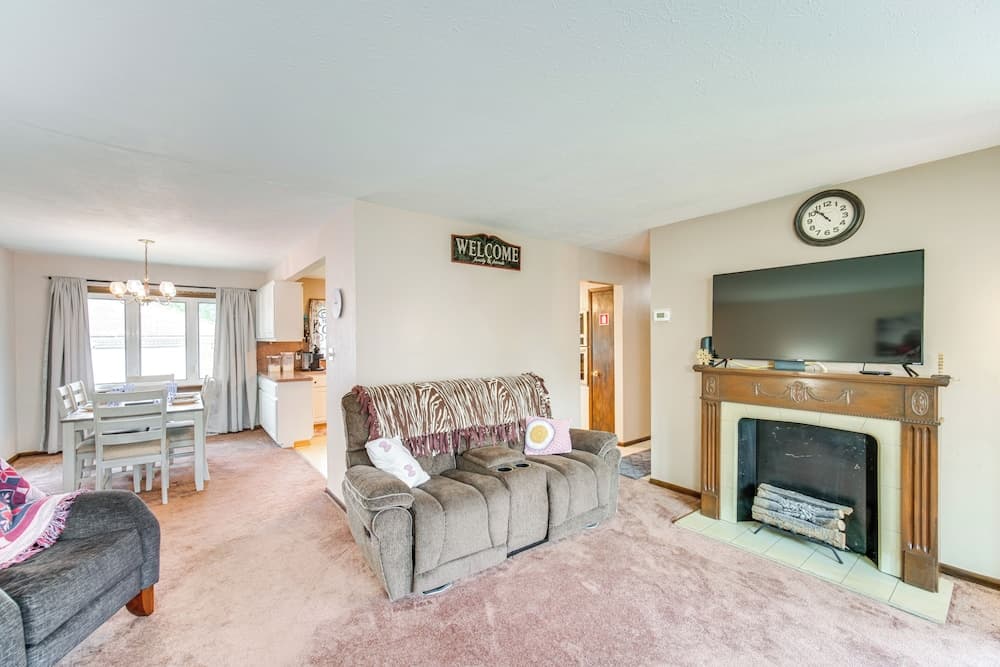 8 Mi to Cleveland: Family Home w/ Fenced Backyard!