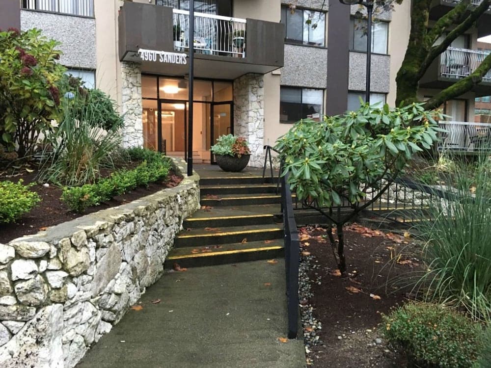 Pelicanstay in Burnaby