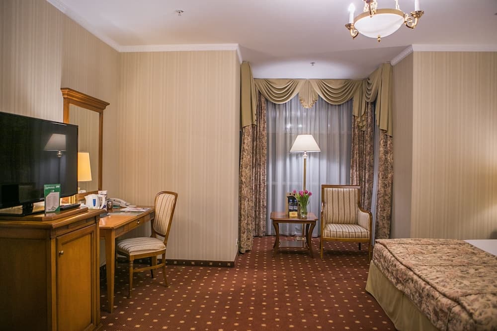 Grand Hotel Emerald