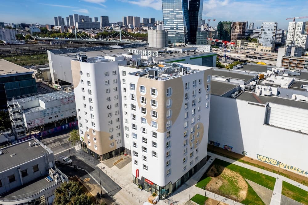 B&B HOTEL Paris Ivry Quai de Seine