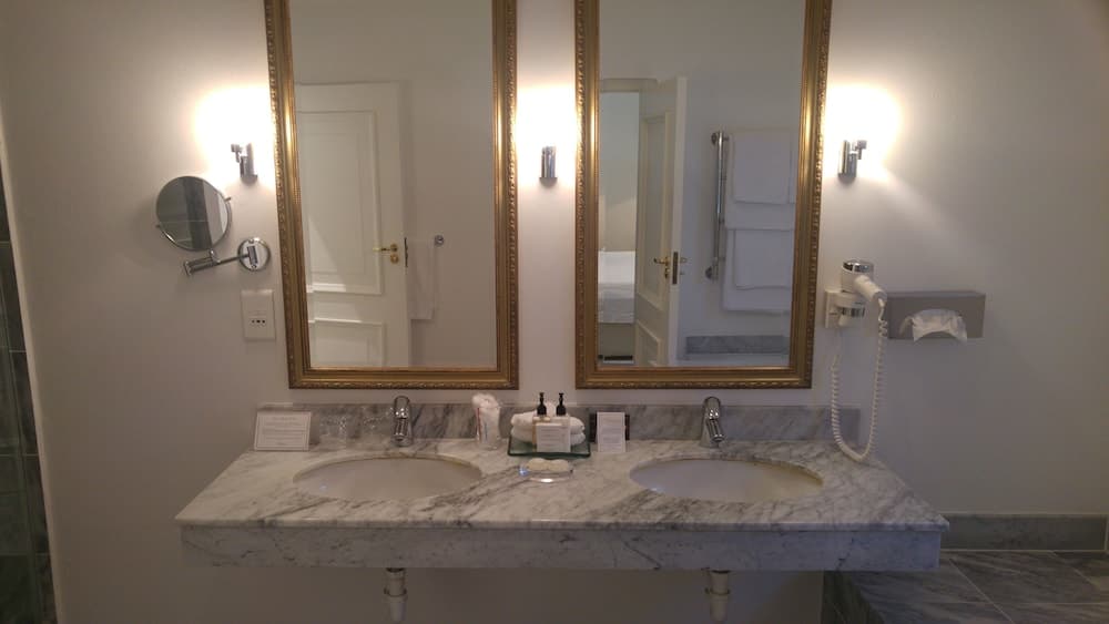 The Andros Deluxe Boutique Hotel
