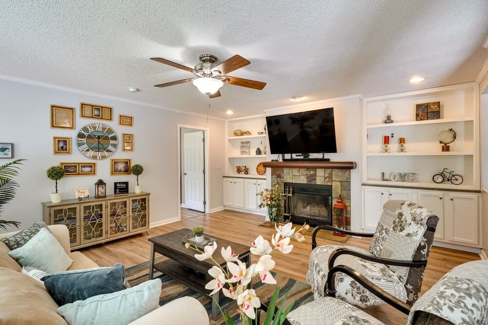Hillsborough Vacation Rental ~ 18 Mi to Durham!