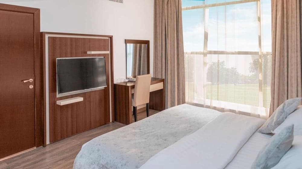Helat hotel