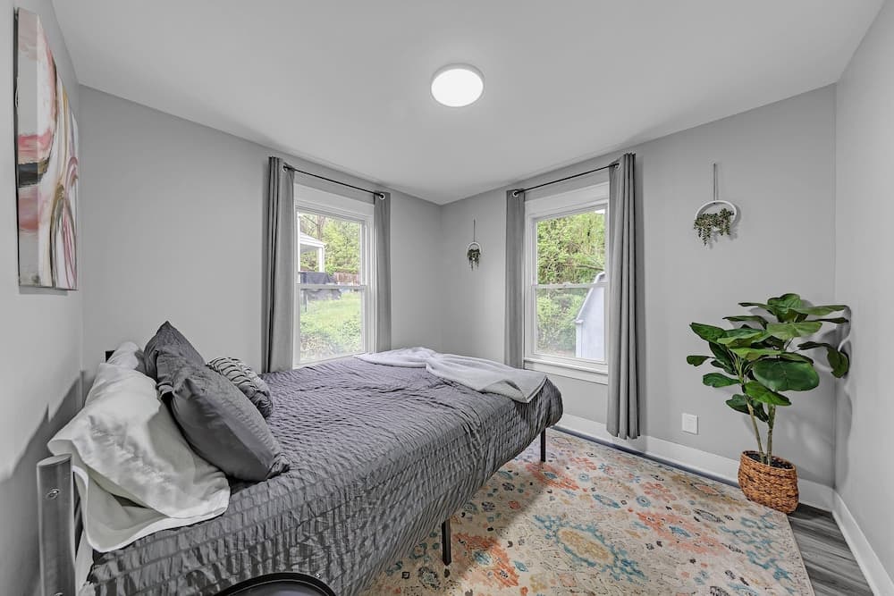 Pet-friendly 4br Near Kennywood & Pittsburgh 4 Bedroom Home