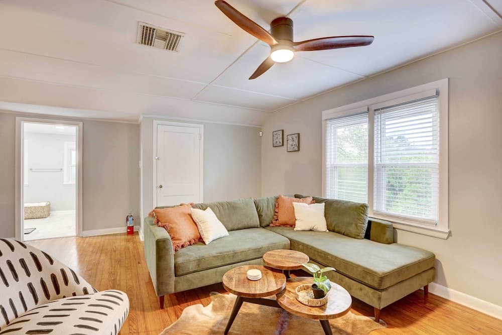 Updated Tallahassee Home ~ 1 Mi to Downtown!