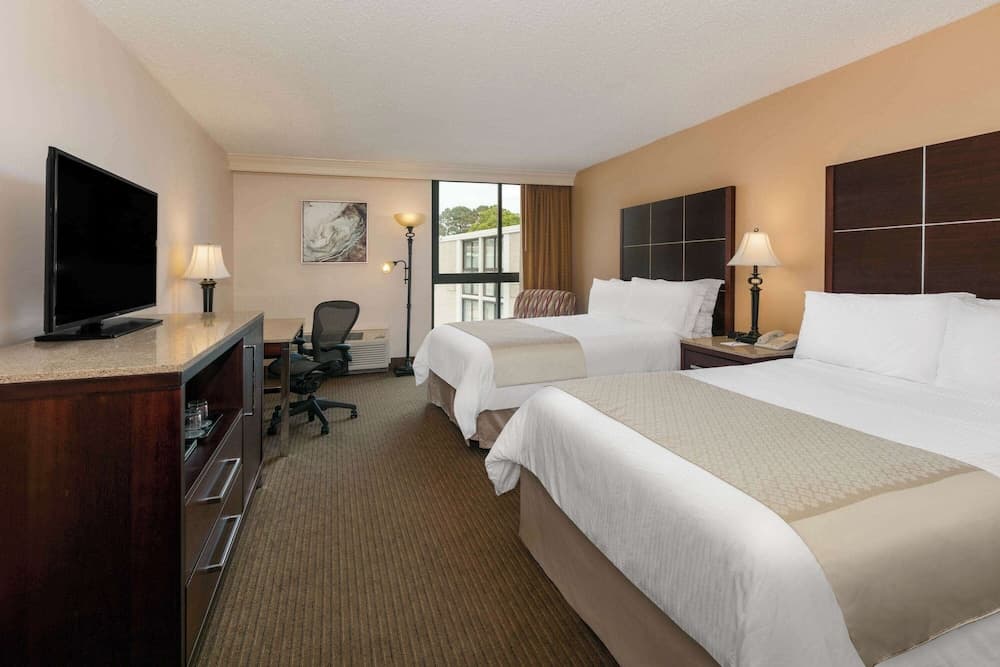 Wyndham Riverfront Little Rock