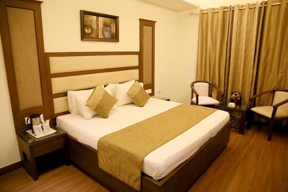 JK Rooms 130 Hotel Paras