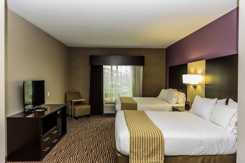 Holiday Inn Express Cheektowaga North East by IHG