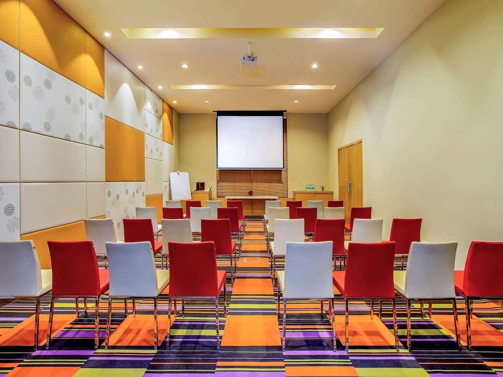 ibis Gurgaon Golf Course Road Hotel