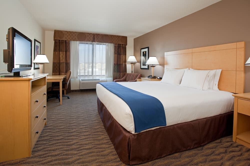 Holiday Inn Express Hotel and Suites West Valley by IHG