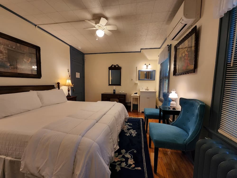 Vine Cottage Inn