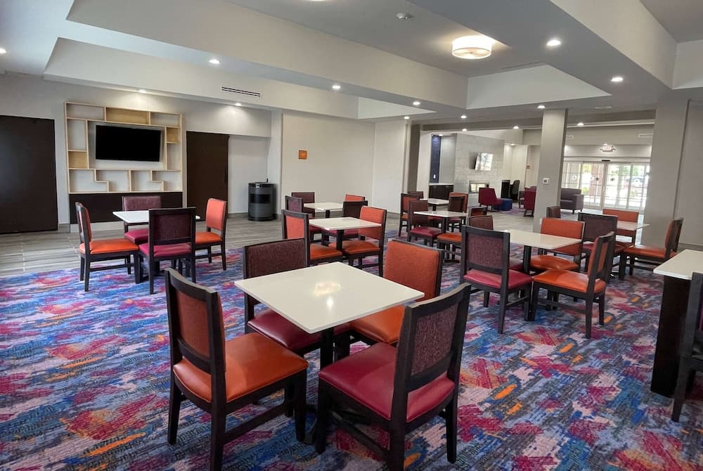 La Quinta Inn and Suites by Wyndham Schertz-San Antonio-Selma