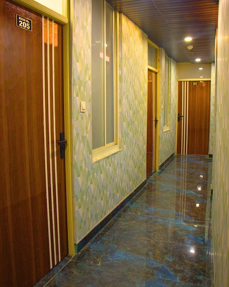 GANGA RIVERFRONT ROOMS AND BANQUET