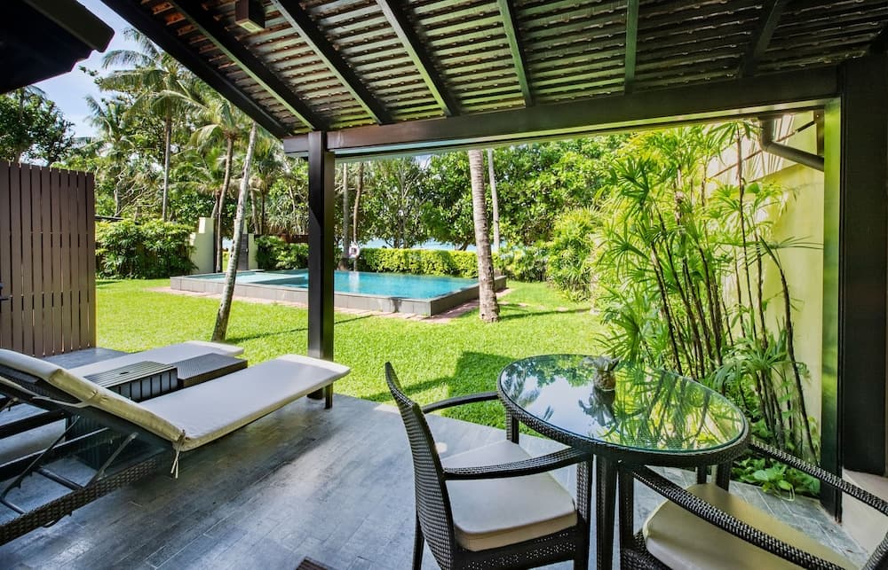 Impiana Beachfront Resort Patong, Phuket