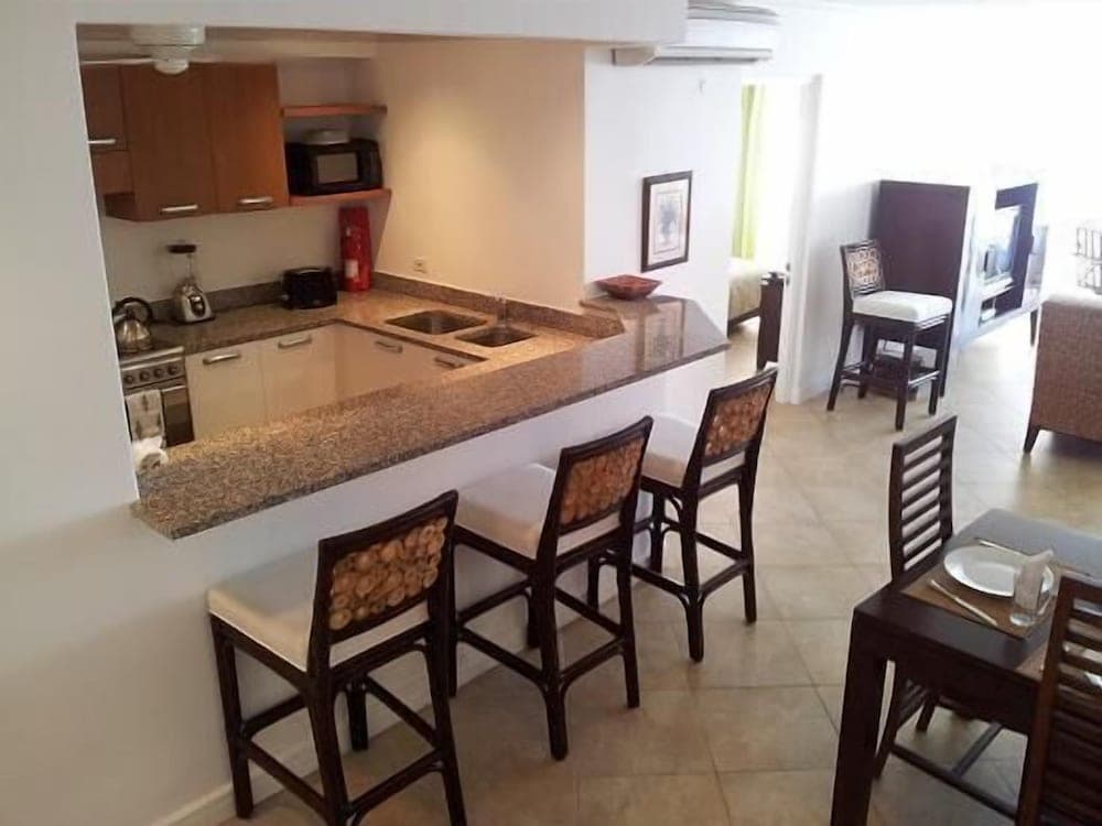 South Ocean Villa 402