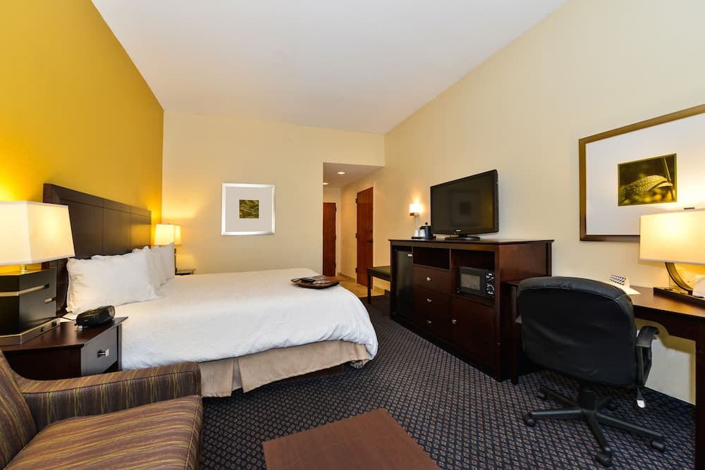 Hampton Inn by Hilton Petersburg Fort Lee