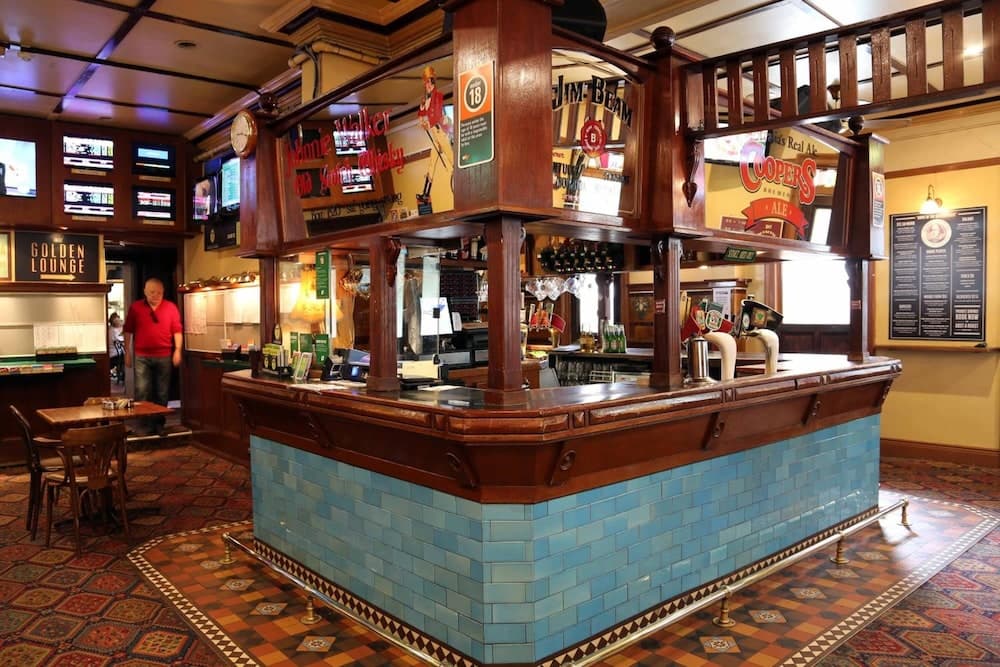 Shakespeare Hotel Surry Hills