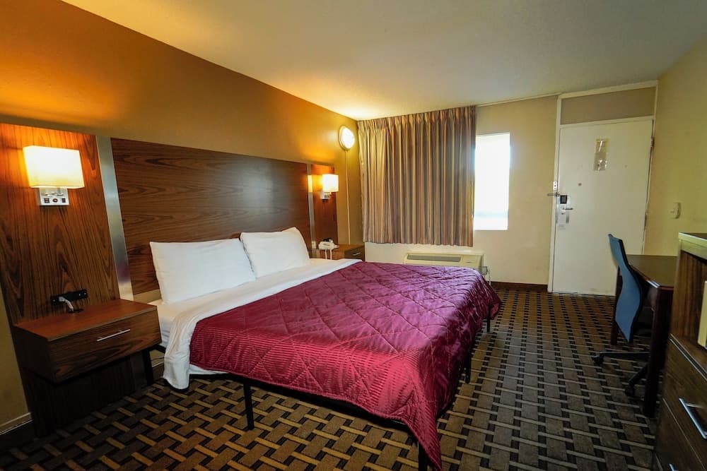 Red Carpet Inn & Suites