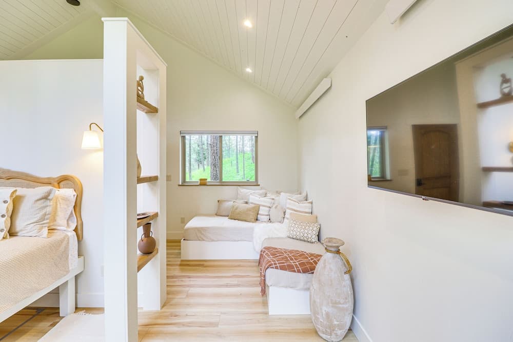 Dreamy Montana Cabin: Short Drive to Flathead Lake