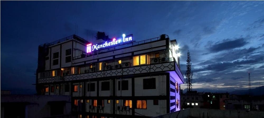Nahar Manchester Inn