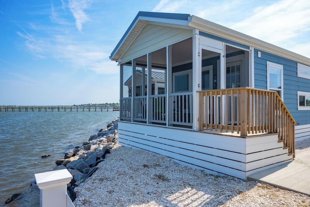 Blufin Bungalows & Marina