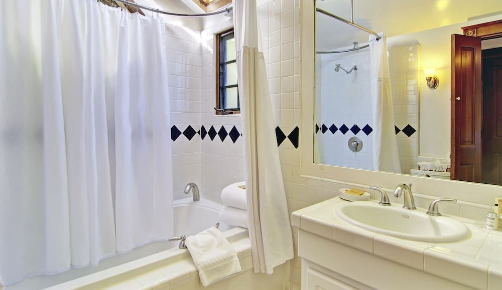 Babbling Brook Inn