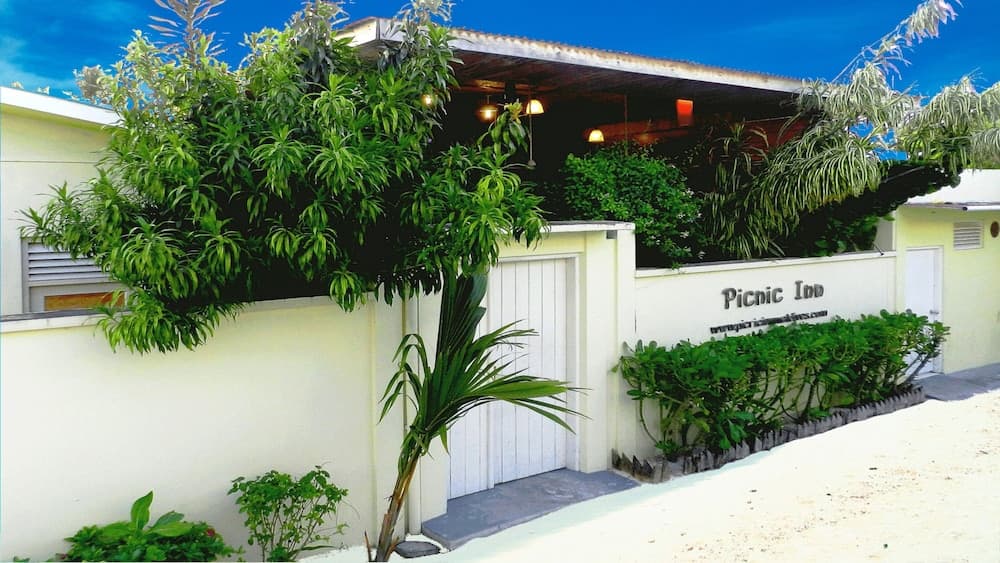 Picnic Inn