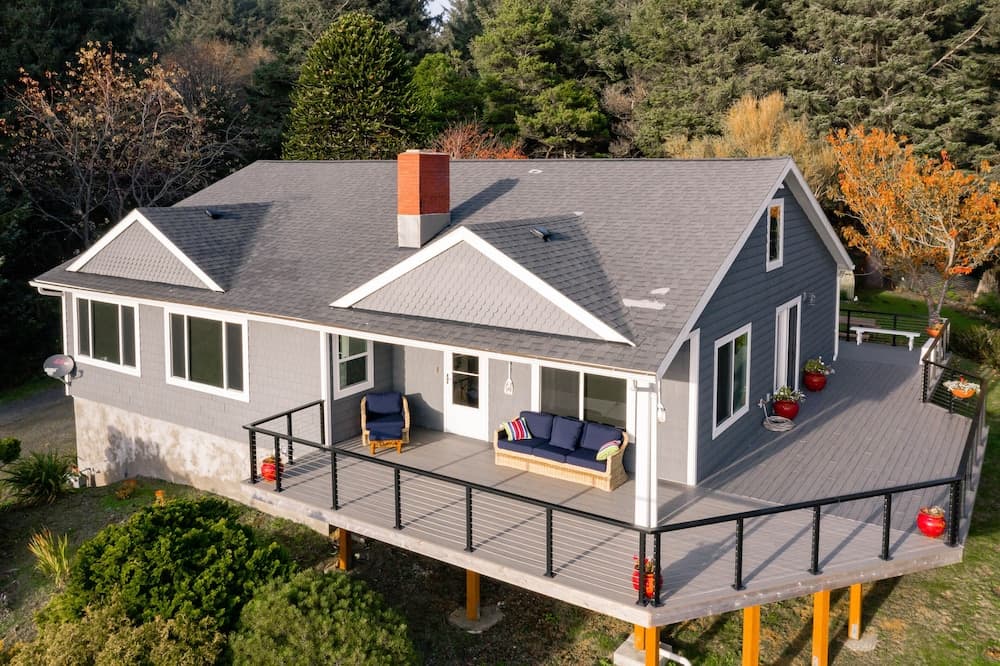 Anchor's Retreat by Avantstay Gorgeous Clift Top Views w/ Incredible Patio