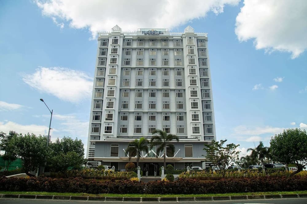 Microtel by Wyndham Mall of Asia