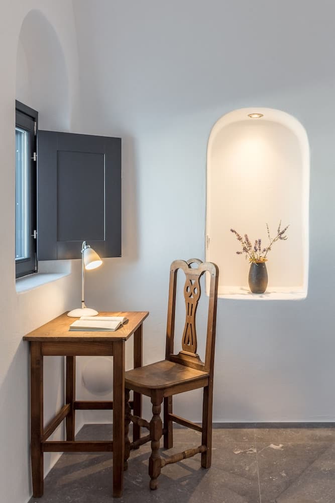 Chelidonia Luxury Suites - Adults Only