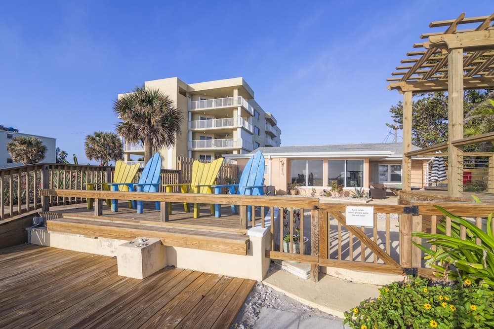 Coco Sands Beachside Cottages