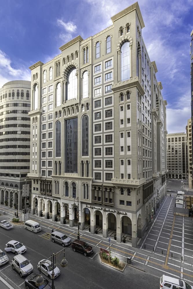 Millennium Al Aqeeq Hotel