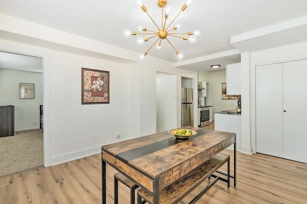 Spacious Pet-friendly Wichita Family Retreat 4 Bedroom Home