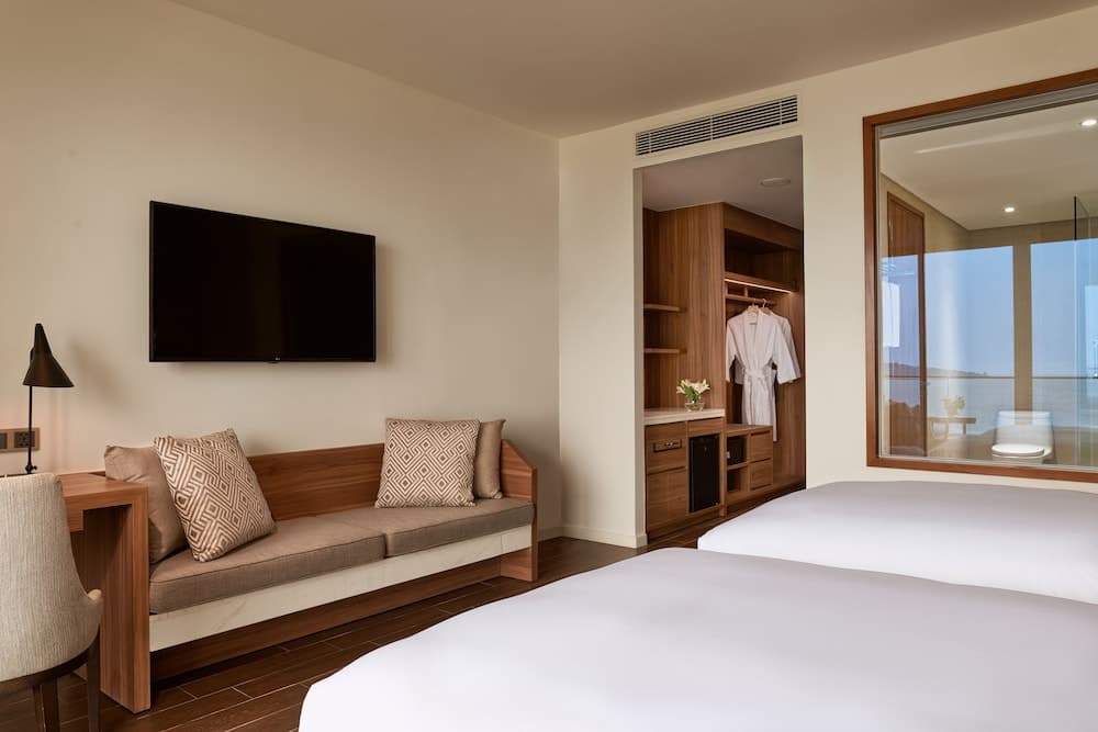 Mövenpick Resort Waverly Phu Quoc