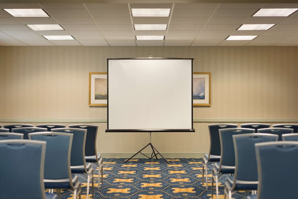 Hampton Inn & Suites Newport/Middletown