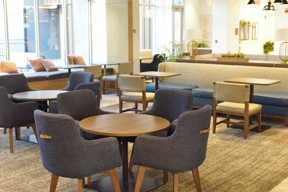 Staybridge Suites Cincinnati East Milford by IHG