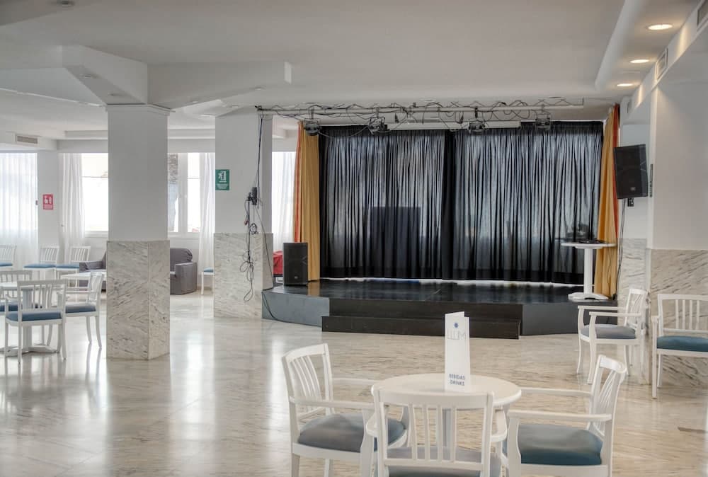 meeting & event spaces