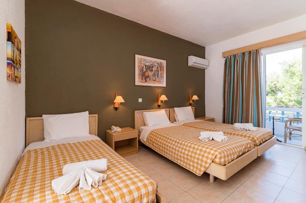 Summer View Hotel