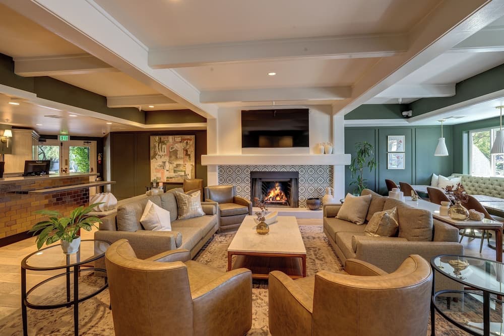 Sonoma Valley Inn, Tapestry Collection by Hilton