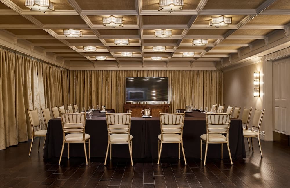 Hotel Jerome, Auberge Collection