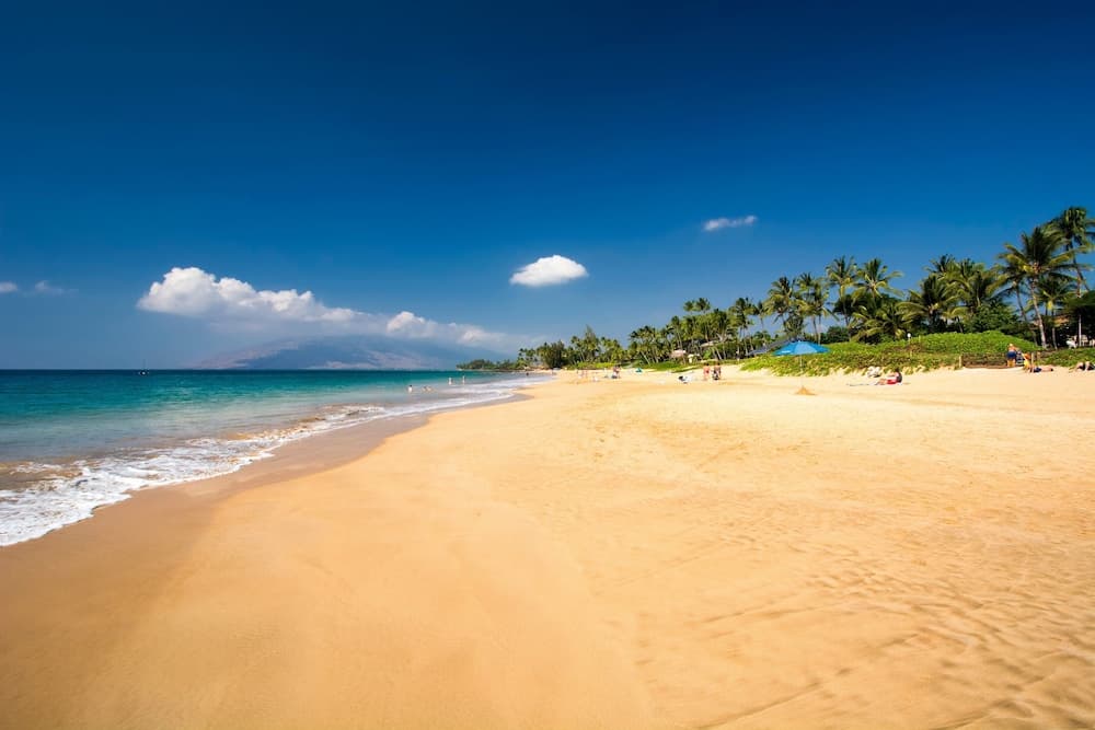 Waiohuli Beach Hale Ocean View Condos with Parking