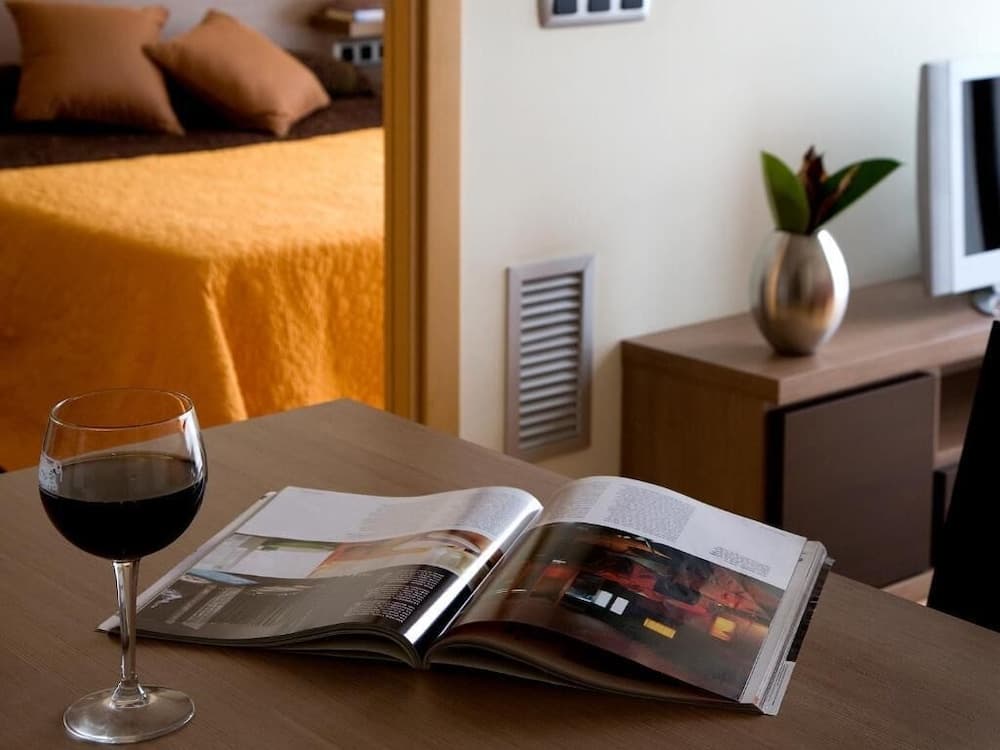 SG Costa BCN Apartments