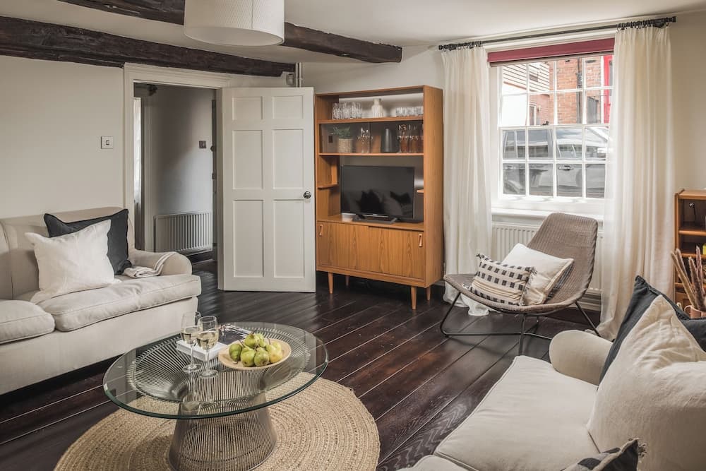 Lovely 3-bed House in West Malling, Kent