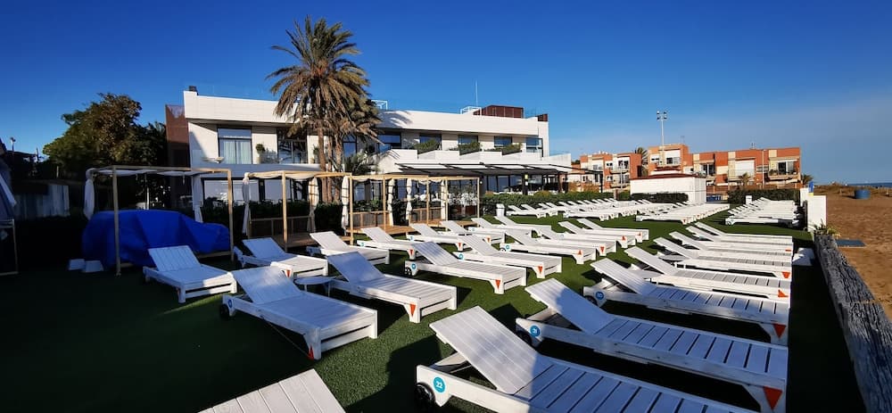 Hotel Tropical Gava Mar