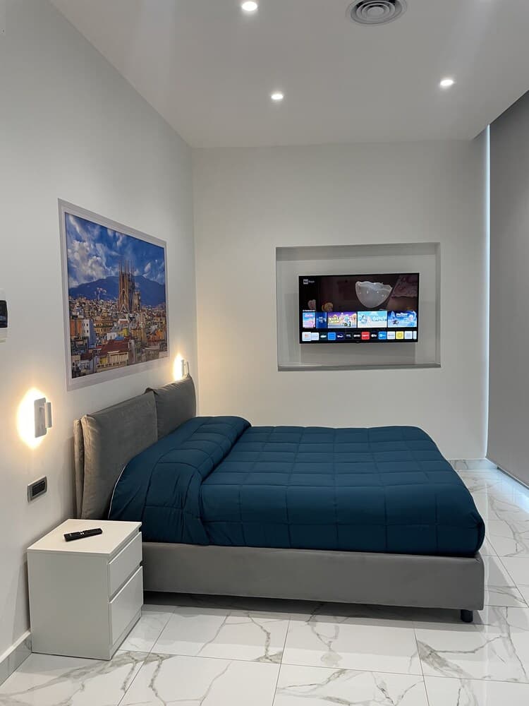 B&B Center City